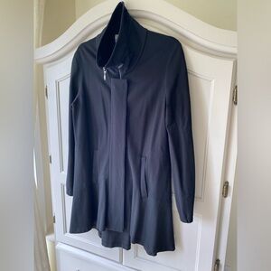 Good weight fabric. Dress it up/dress it down. Just doesn’t fit me anymore.